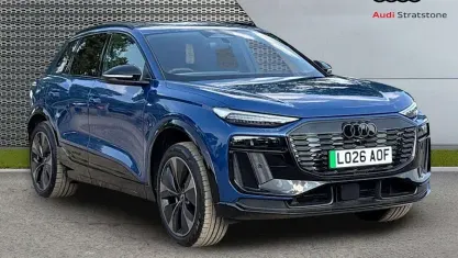 New Audi Q6 e-tron Black Edition 314 kW (428 HP) 2026 Blue SUV