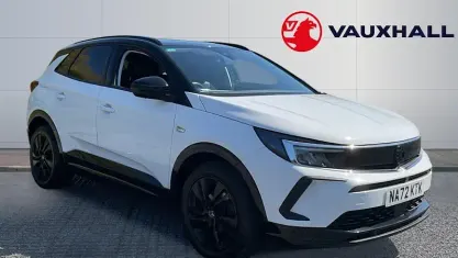 Usado Vauxhall Grandland X GS Line 131 CV (96 kW) 2022 Blanco SUV