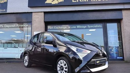 Used Toyota Aygo X-play 72 HP (52 kW) 2020 Hatchback