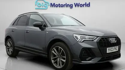 Usado Audi Q3 Black Edition 245 CV (180 kW) 2023 Gris SUV