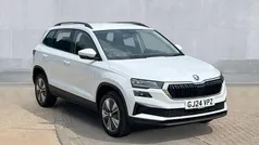 White Used 2024 Skoda Karoq SE Drive SUV | £23,290 (Fair price)