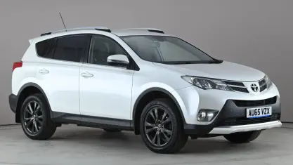 Usado Toyota RAV4 124 HP (91 kW) 2015 Branco SUV