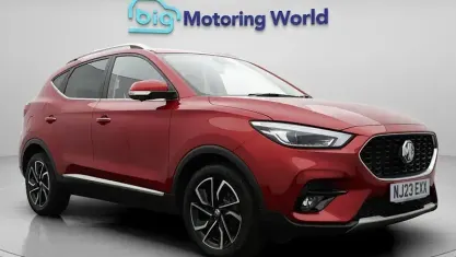 Używany MG ZS Exclusive 106 KM (77 kW) 2023 Czerwony SUV