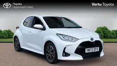 White Used 2023 Toyota Yaris Hybrid Design Hatchback | £17,530 (Good price)