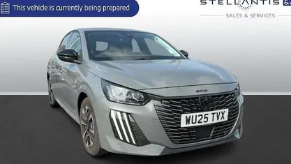 Used Peugeot 208 Allure 101 HP (74 kW) 2025 Hatchback