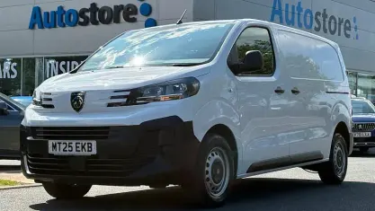 Used Peugeot Expert 120 HP (88 kW) 2025 Van