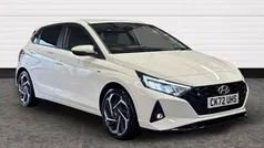 White Used 2022 Hyundai i20 Premium Hatchback | £14,400 (Fair price)