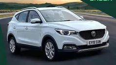 White Used 2019 MG ZS Excite Sedan | £10,470 (Fair price)