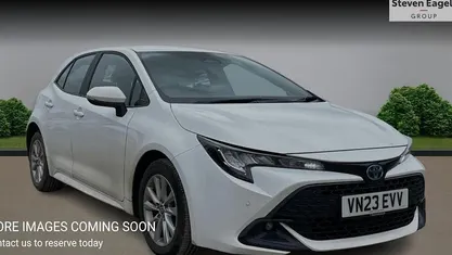 Used Toyota Corolla 140 HP (102 kW) 2026 Hatchback