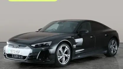 Begagnad Audi e-tron GT quattro Design 389 kW (530 HK) 2024 Sedan