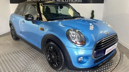 Used Mini Cooper D Hatch 116 HP (85 kW) 2017 Hatchback