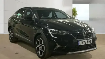 Used Renault Arkana Version S 143 HP (105 kW) 2022 Black SUV