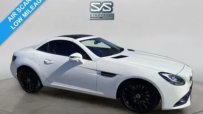 Used Mercedes E250 AMG line 204 HP (150 kW) 2017 White Cabriolet