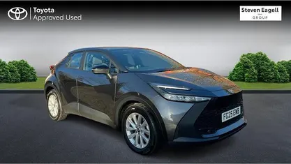 Used 2025 Toyota C-HR SUV | £25,255 (Fair price)