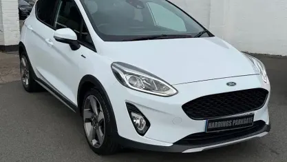 Used Ford Fiesta Active 125 HP (91 kW) 2021 Frozen white Hatchback