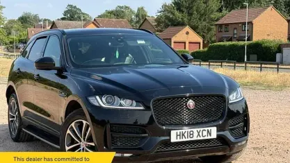 Used Jaguar F-Pace R-Sport 180 HP (132 kW) 2018 Black SUV