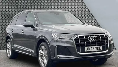 Grey Used 2023 Audi Q7 S-Line SUV | £43,165 (Fair price)
