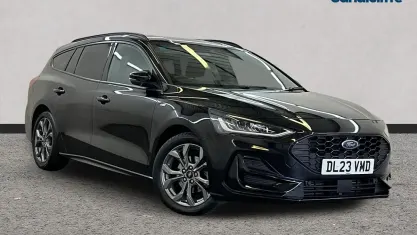 Used Ford Focus ST-Line 125 HP (91 kW) 2023 Black Estate