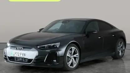 Begagnad Audi e-tron GT quattro Design 389 kW (530 HK) 2024 Sedan