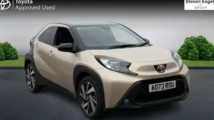 Used Toyota Aygo X 72 HP (52 kW) 2023 Beige SUV