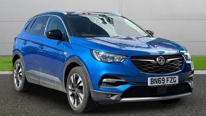 Begagnad Vauxhall Grandland X SRi 131 HK (96 kW) 2020 Blå SUV