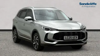Used MG ZS Trophy 196 HP (144 kW) 2024 Metallic  cosmic silver SUV
