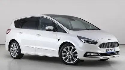 Used Ford S-MAX Vignale 179 HP (131 kW) 2017 White MPV