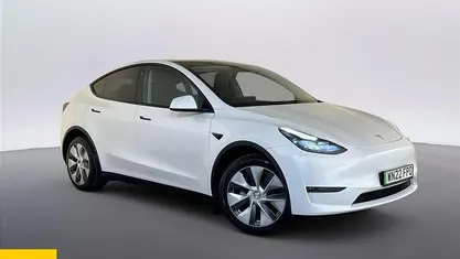 Used Tesla Model Y Long Range AWD 286 kW (389 HP) 2025 SUV