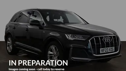 Used Audi Q7 S-Line 286 HP (210 kW) 2023 Black SUV