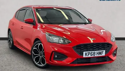 Used Ford Focus ST-Line X 125 HP (91 kW) 2020 Red Hatchback