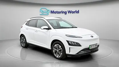 Used Hyundai Kona Premium 150 kW (204 HP) 2022 White SUV