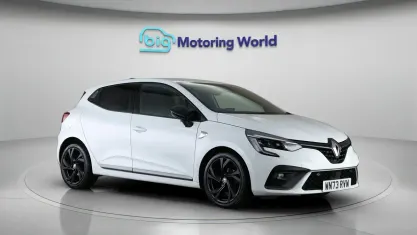 Używany Renault Clio V RS Line 90 KM (66 kW) 2023 Hatchback