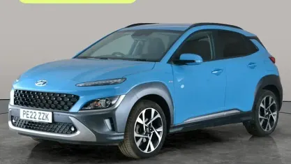 Używany Hyundai Kona Premium 120 KM (88 kW) 2022 Niebieski SUV