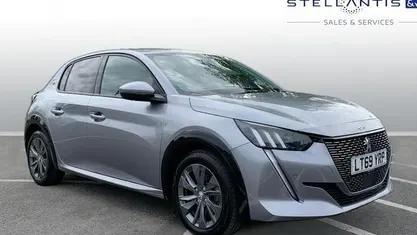 Used 2020 Peugeot e-208 Allure Hatchback | £9,839 (Fair price)