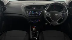 Grey Used 2017 Hyundai i20 Active Hatchback | £6,371 (Fair price)