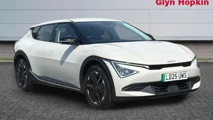 Begagnad Kia EV6 125 kW (170 HK) 2024 Vit SUV