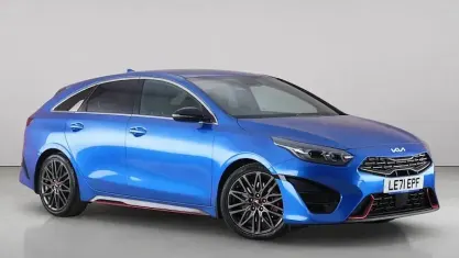 Used Kia ProCeed GT 204 HP (150 kW) 2022 Blue Estate