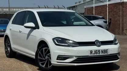 Used VW Golf VII Edition 116 HP (85 kW) 2020 White Hatchback