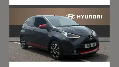 Used Toyota Aygo Trend 72 HP (52 kW) 2019 Grey Hatchback