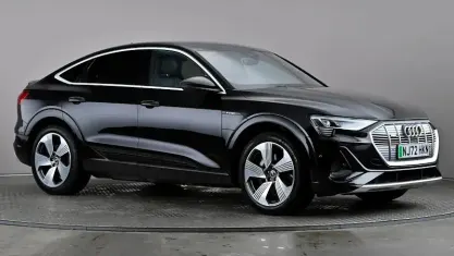 Używany Audi e-tron Sportback S-Line 300 kW (408 KM) 2022 SUV