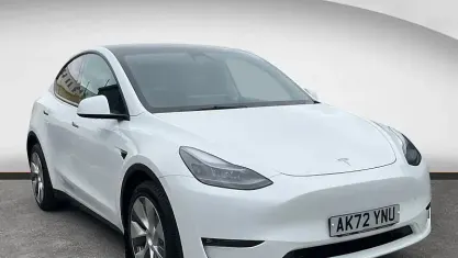 Usado Tesla Model Y Long Range AWD 286 kW (389 HP) 2025 SUV