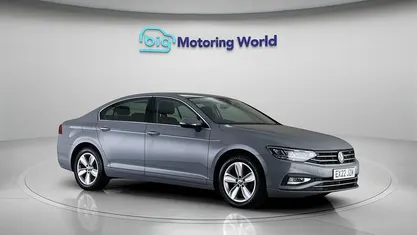 Used VW Passat SE 150 HP (110 kW) 2021 Grey Estate