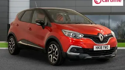 Used Renault Captur Iconic 90 HP (66 kW) 2018 Red/black SUV