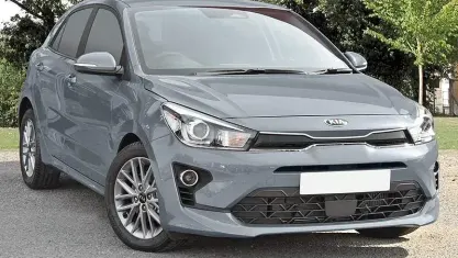 Used Kia Rio 84 HP (61 kW) 2022 Grey Hatchback