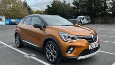 Orange/black Used 2022 Renault Captur SE SUV | £16,074 (Fair price)