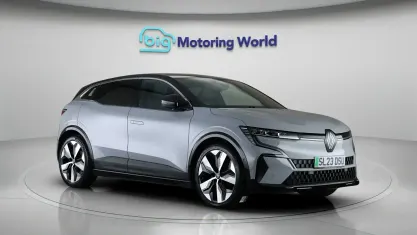 Gebraucht Renault Megane E-Tech Techno 160 kW (218 PS) 2023 Grau Kleinwagen