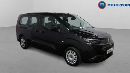 Used Vauxhall Combo Design Edition 100 kW (136 HP) 2026 MPV