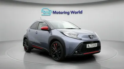 Used Toyota Aygo X 72 HP (52 kW) 2023 Grey SUV