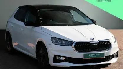 Używany Skoda Fabia Colour Edition 80 KM (58 kW) 2024 Biały Hatchback