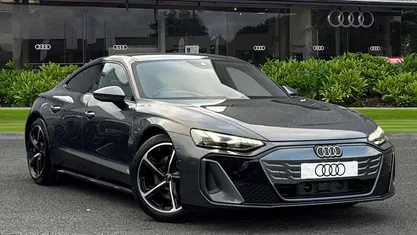 New Audi e-tron GT quattro Design 430 kW (585 HP) 2025 Grey Sedan